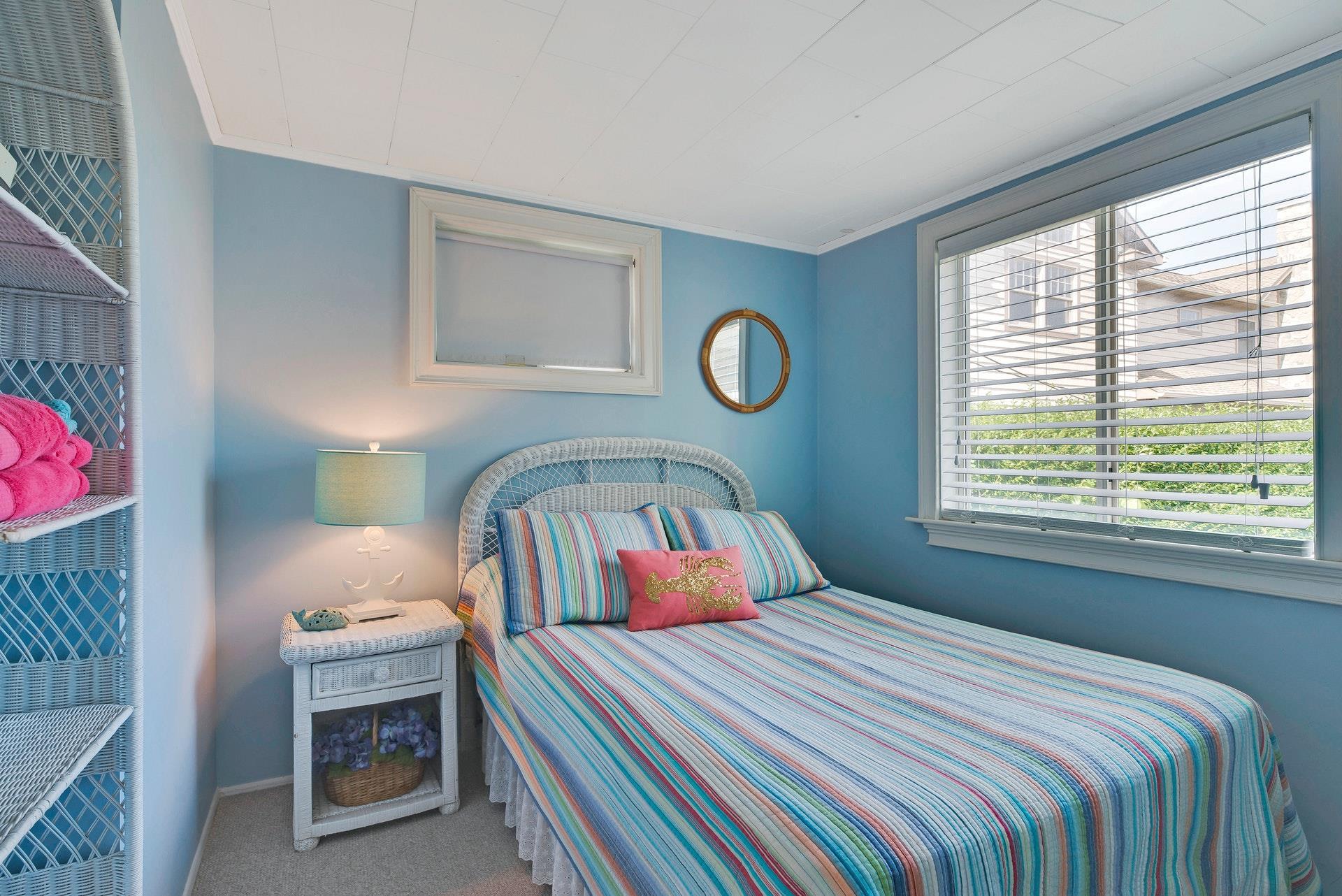 Apartment Oakhurst  Suffolk County, NY 11946, MLS-812262-10