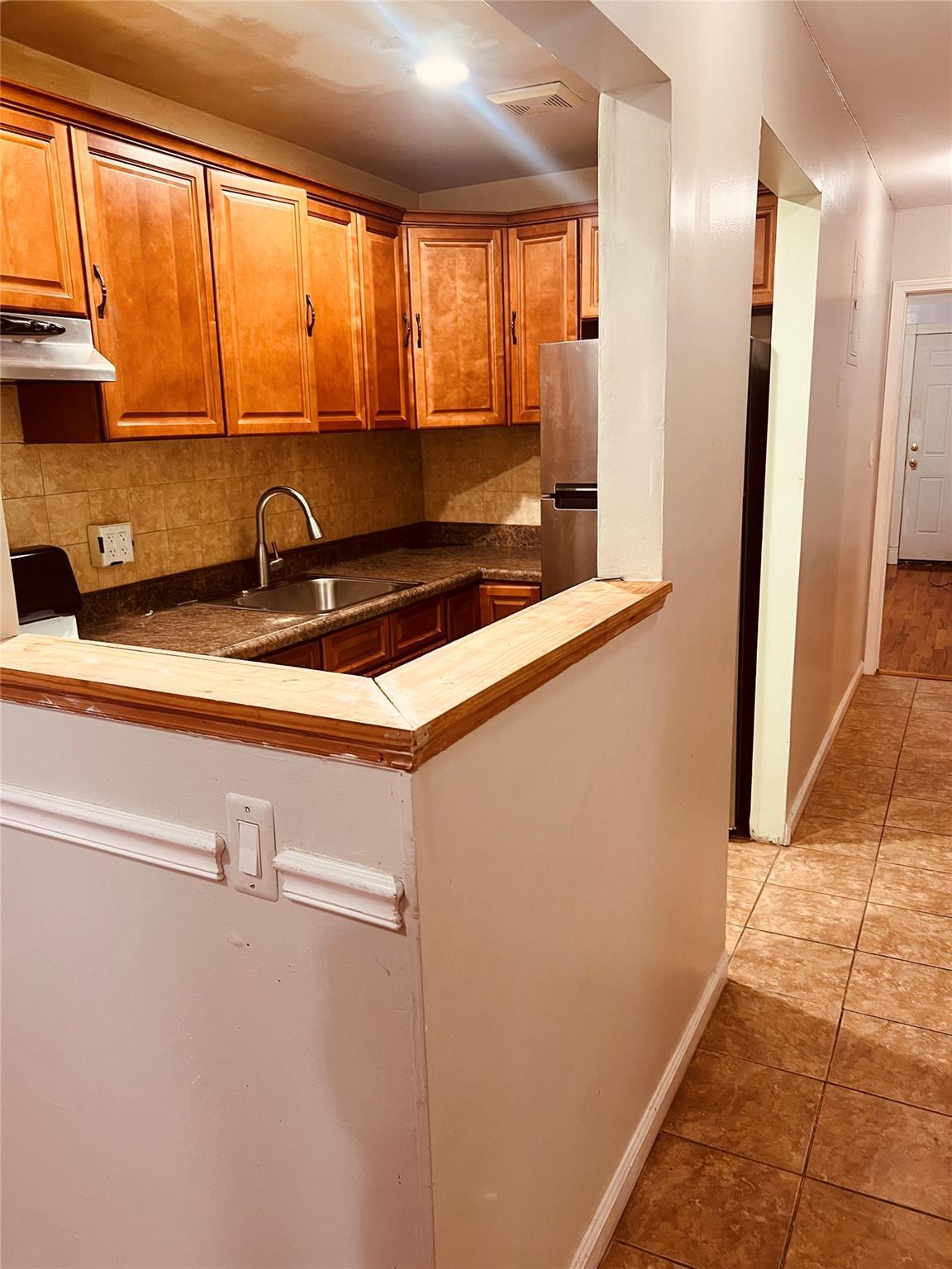 Apartment 224th  Bronx, NY 10466, MLS-812298-5