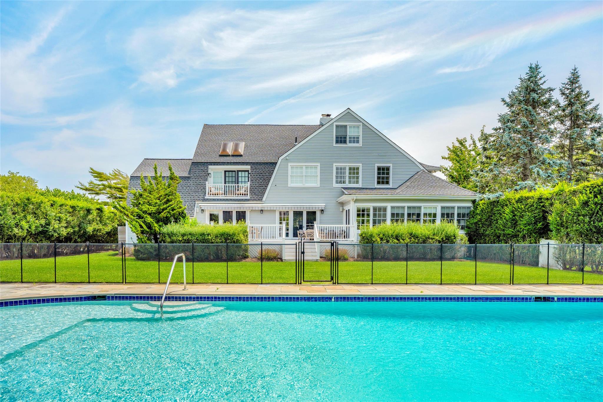 Apartment Oneck  Suffolk County, NY 11978, MLS-812333-37