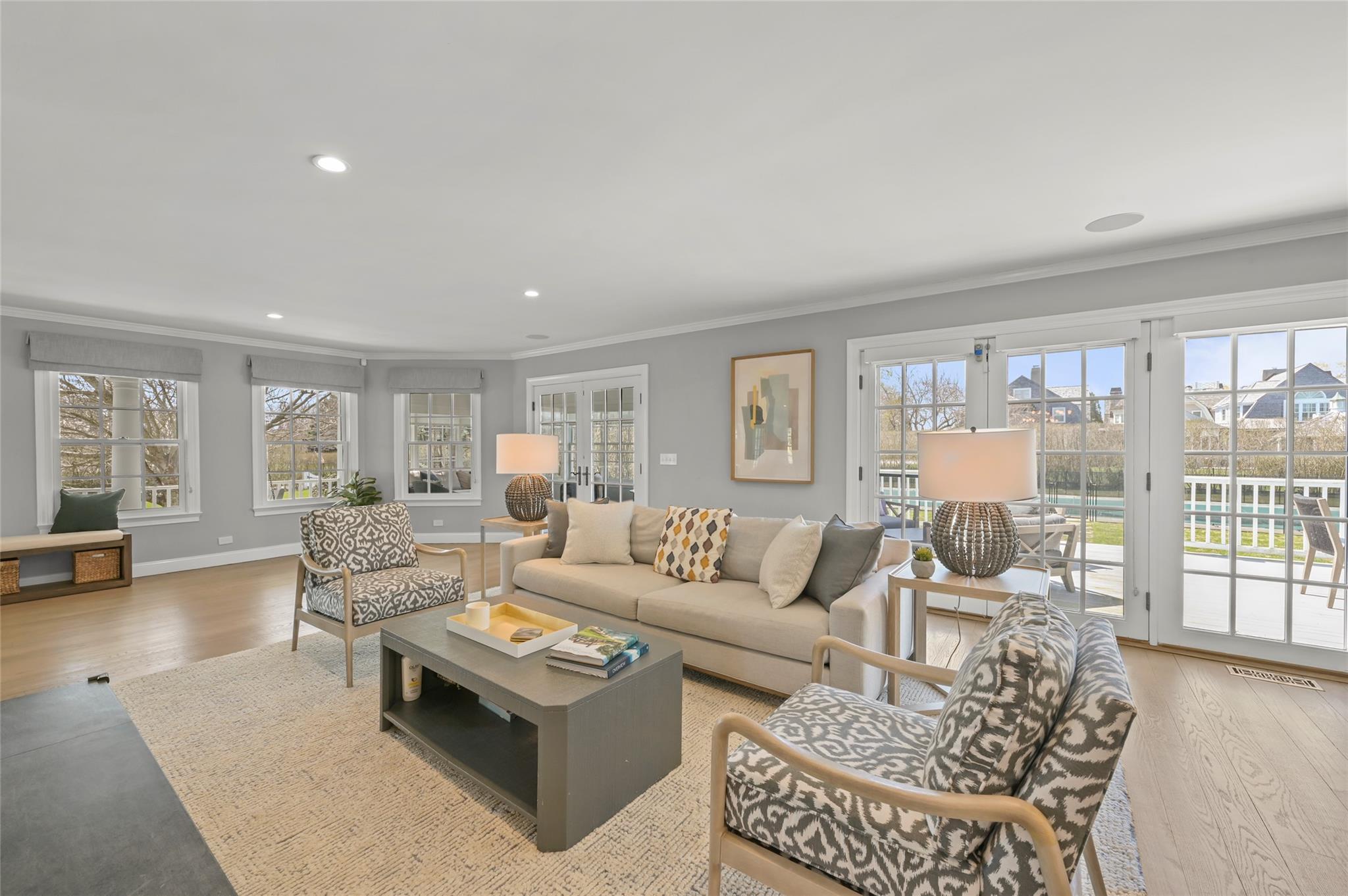 Apartment Oneck  Suffolk County, NY 11978, MLS-812333-7