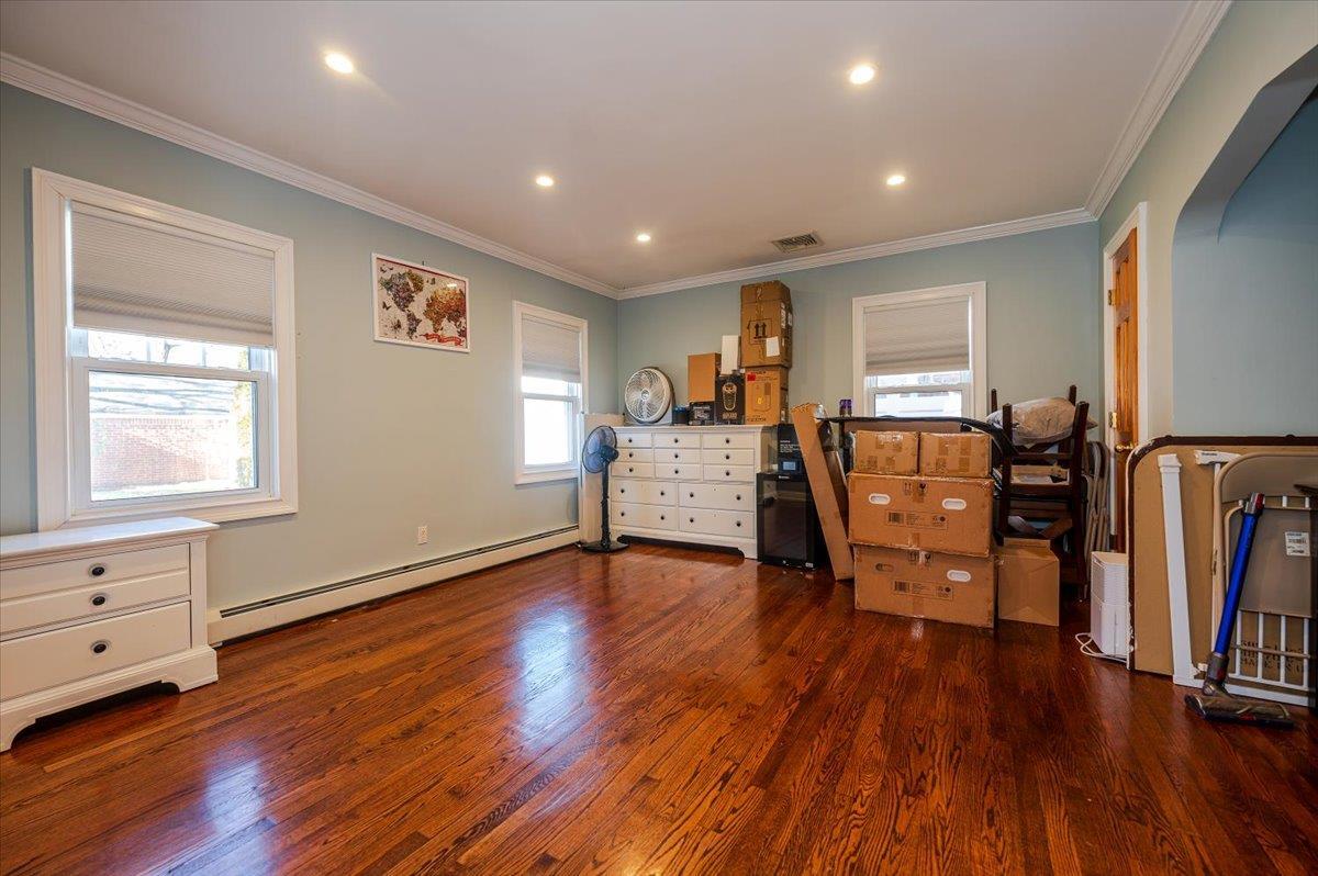 Single Family Hoffman  Nassau County, NY 11010, MLS-812398-16