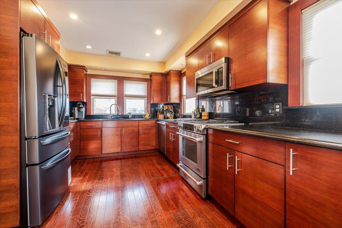 Single Family Hoffman  Nassau County, NY 11010, MLS-812398-7