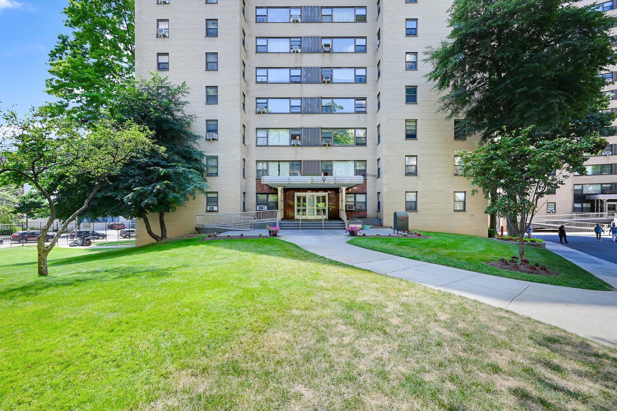 Coop Fordham Hill  Bronx, NY 10468, MLS-812467-24