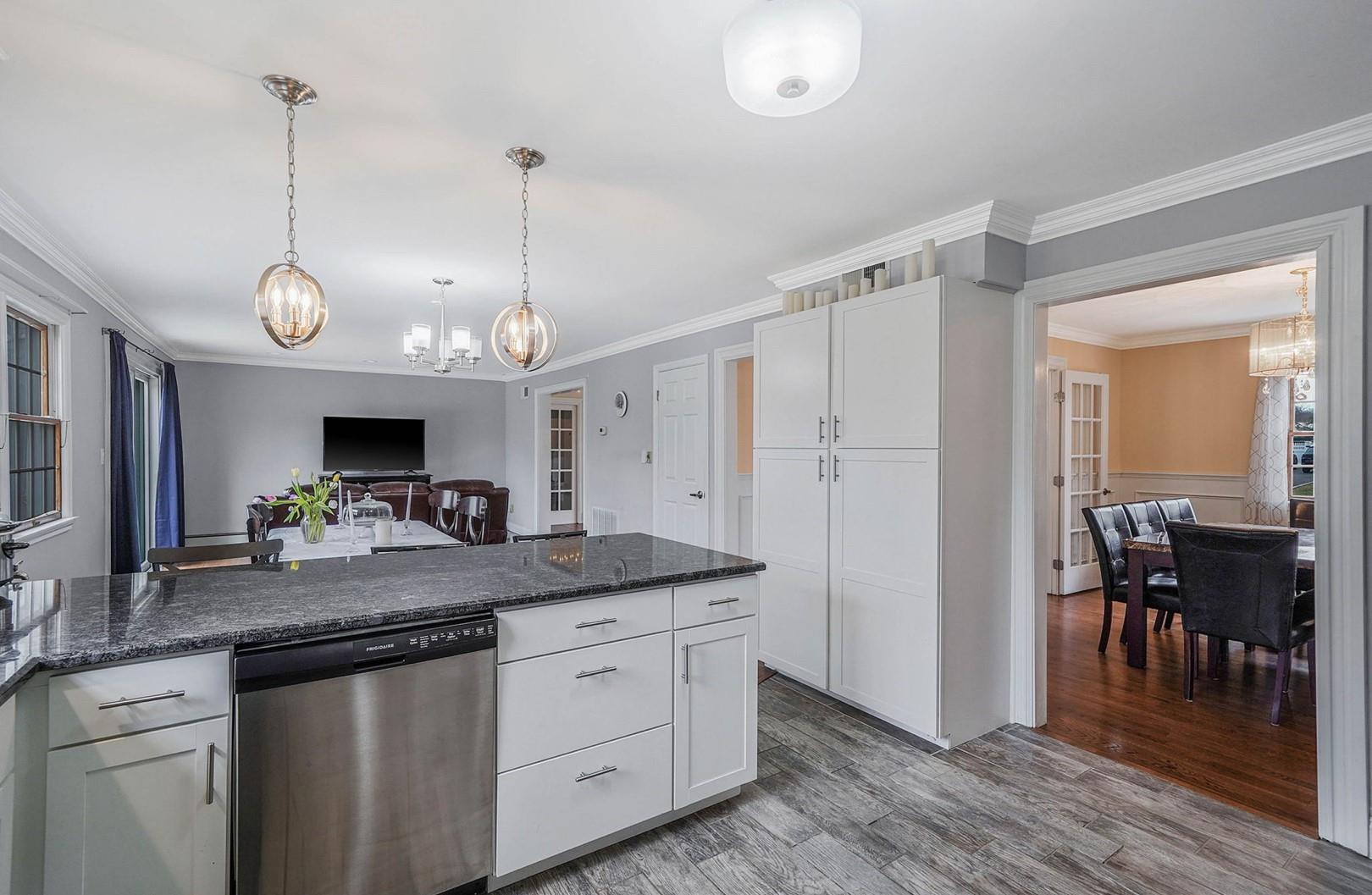 Single Family Robert  Suffolk County, NY 11720, MLS-812489-11