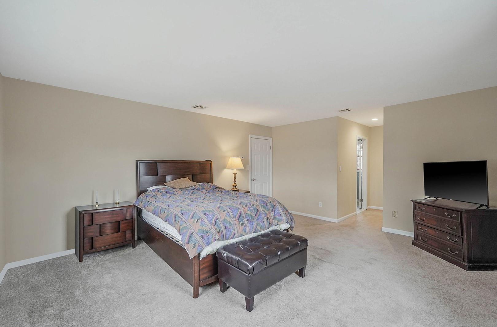 Single Family Robert  Suffolk County, NY 11720, MLS-812489-15
