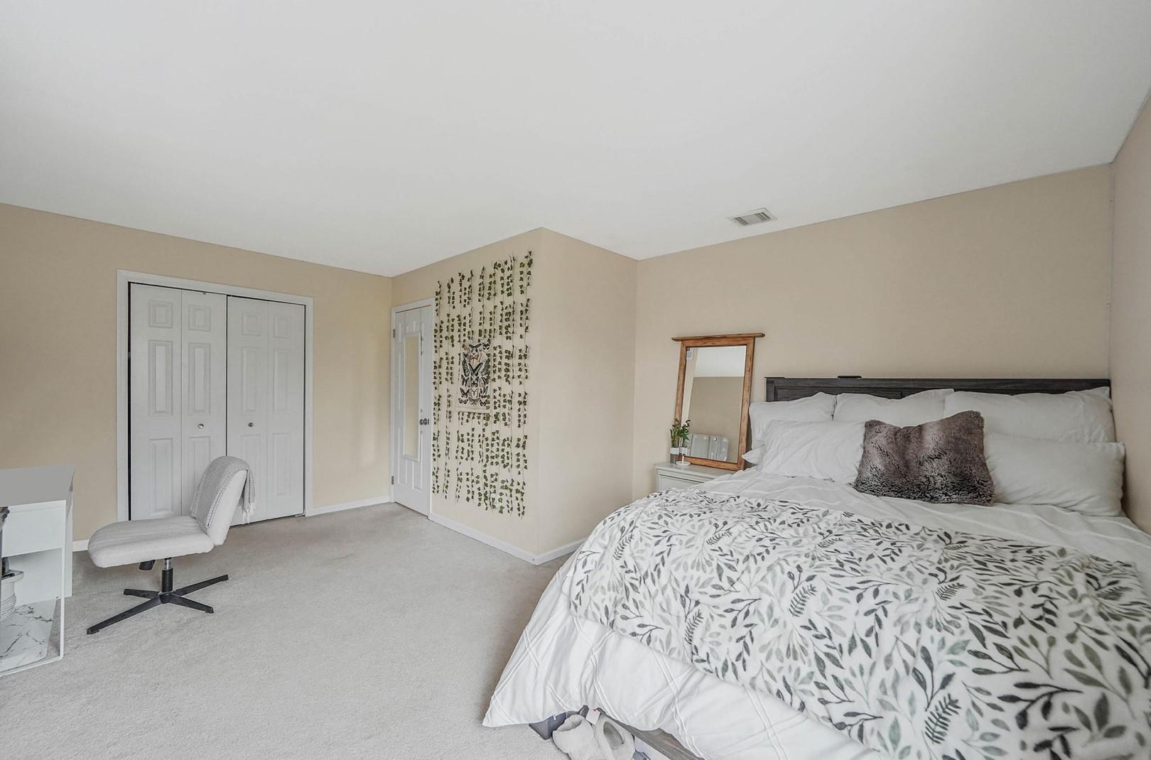 Single Family Robert  Suffolk County, NY 11720, MLS-812489-16