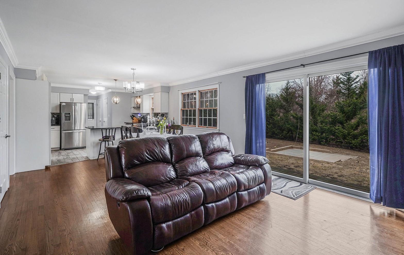Single Family Robert  Suffolk County, NY 11720, MLS-812489-7