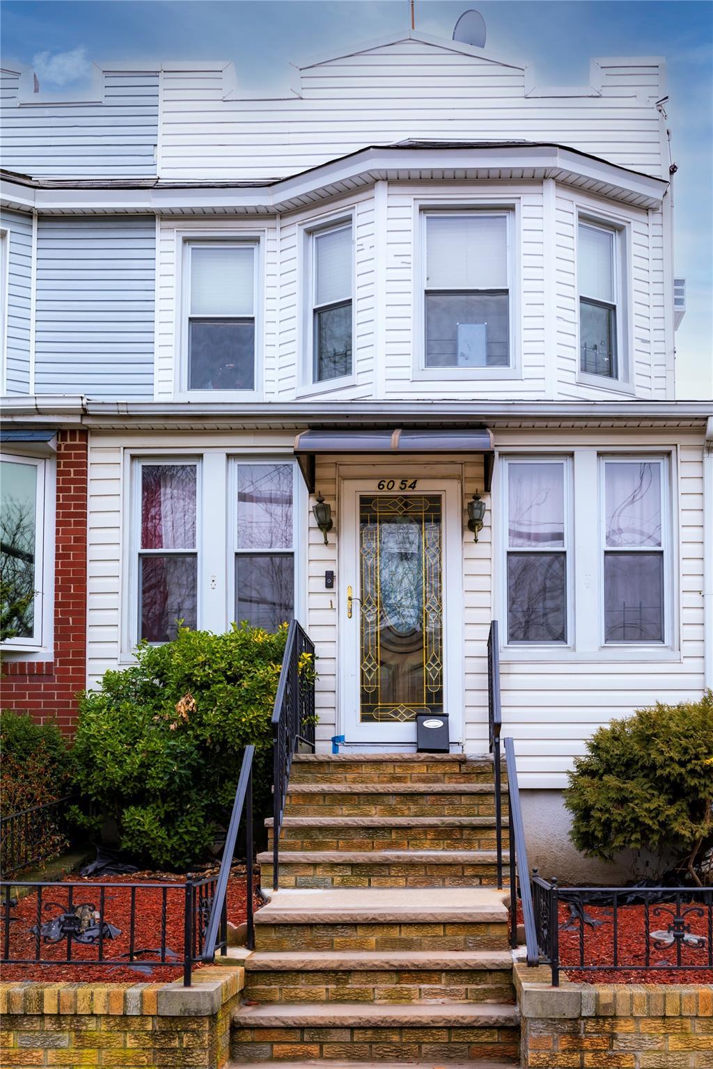 Single Family 59th  Queens, NY 11378, MLS-812717-17