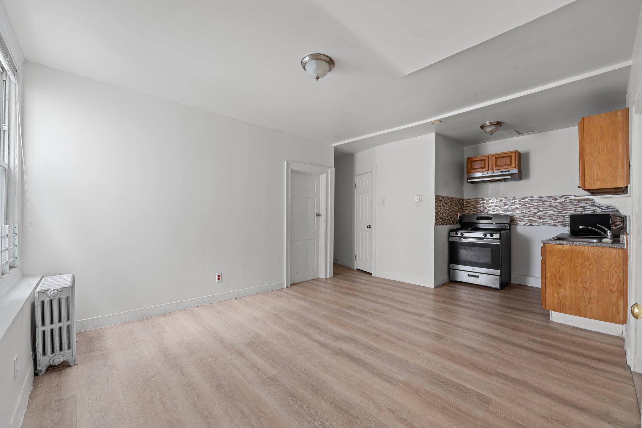Single Family Westminster  Brooklyn, NY 11230, MLS-812747-20