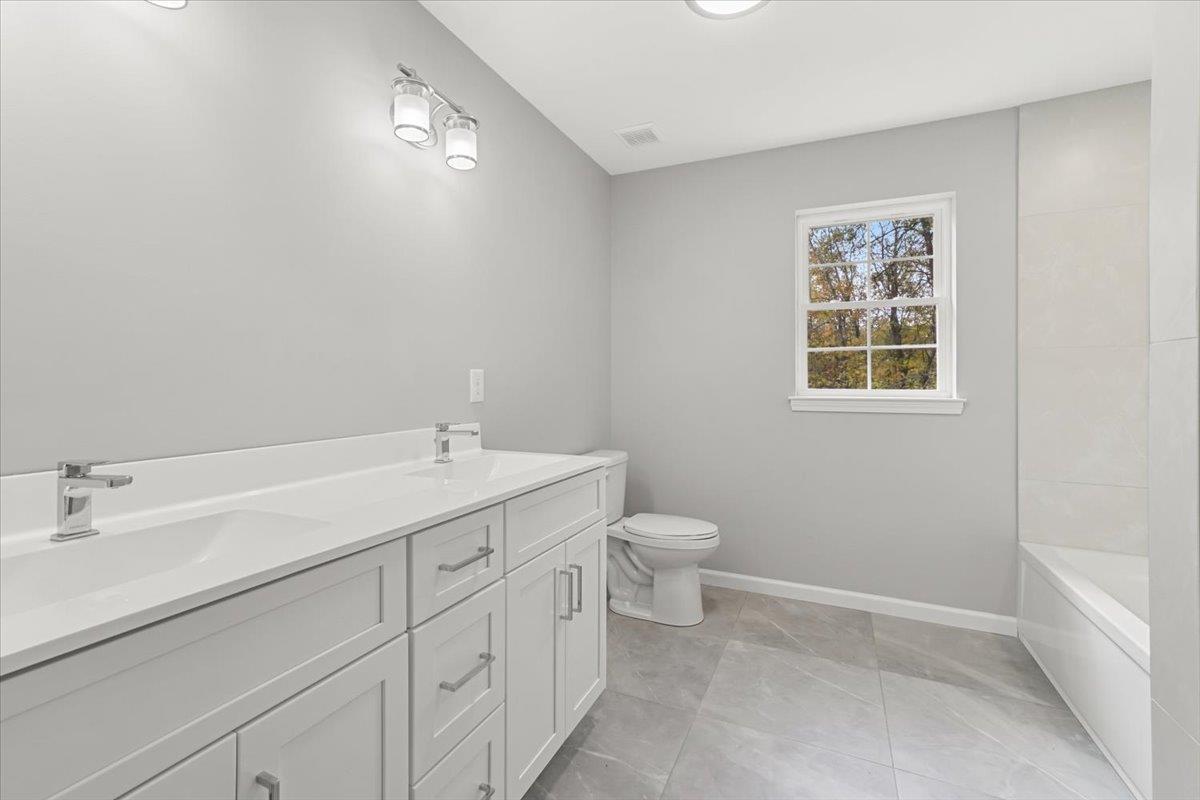 Single Family Winding Hill  Orange County, NY 12549, MLS-812769-21