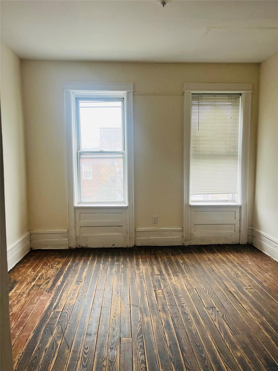 Single Family 60  Queens, NY 11378, MLS-812783-11