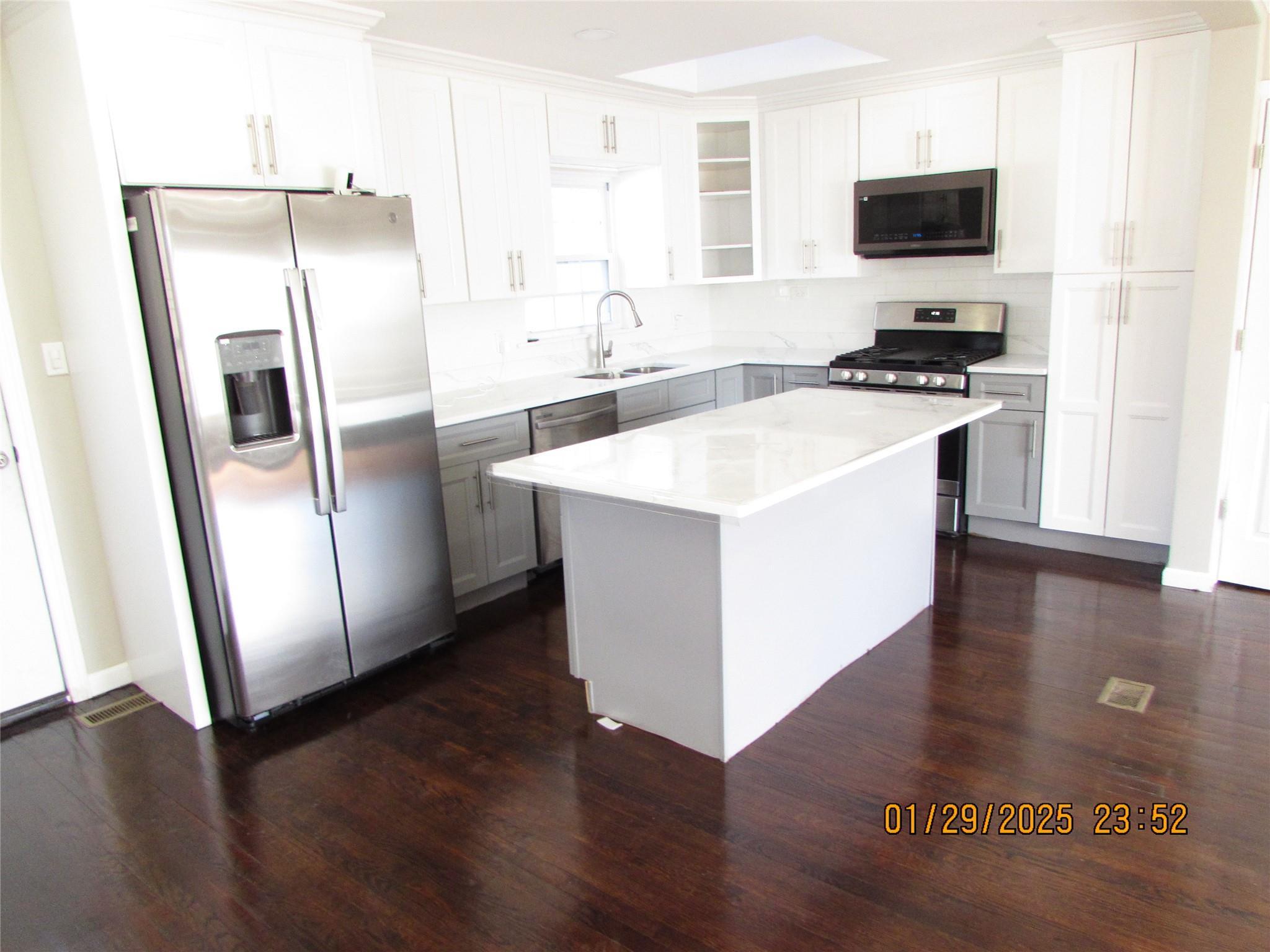 Single Family Candlewood  Westchester County, NY 10710, MLS-812853-9