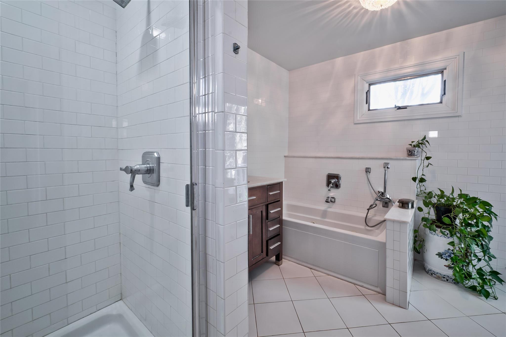 Single Family Hemlock  Nassau County, NY 11771, MLS-812875-29