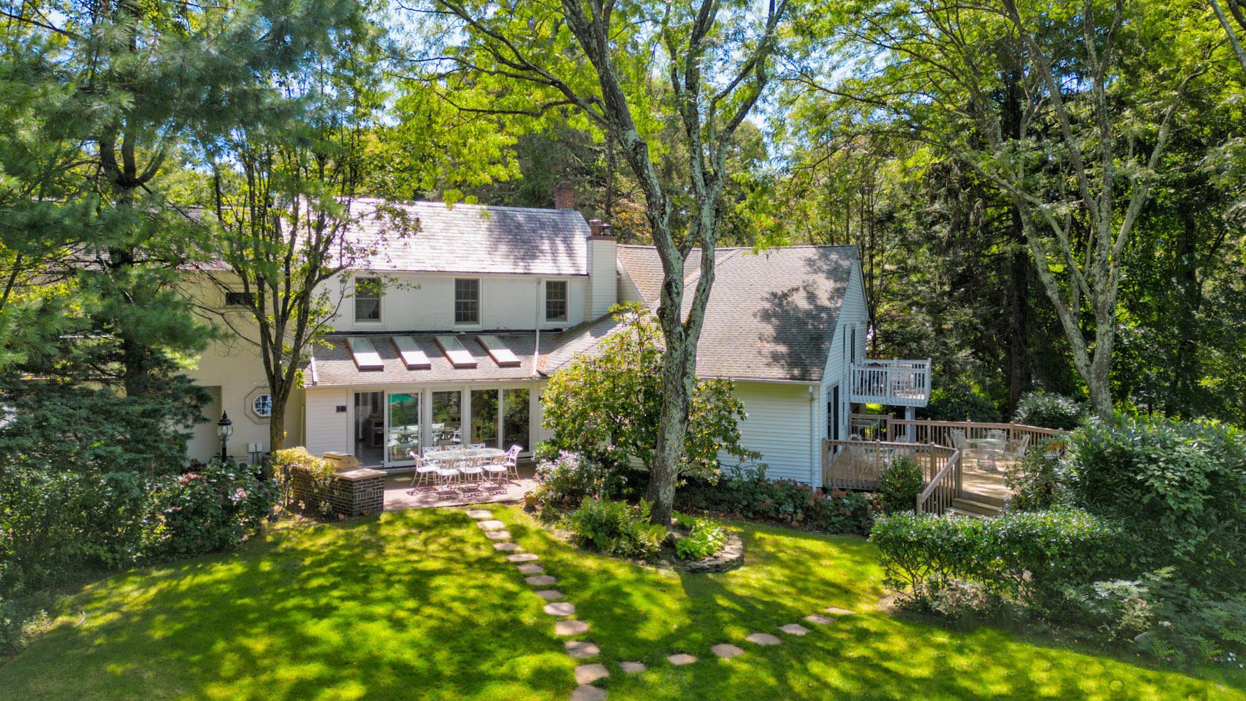 Single Family Hemlock  Nassau County, NY 11771, MLS-812875-31