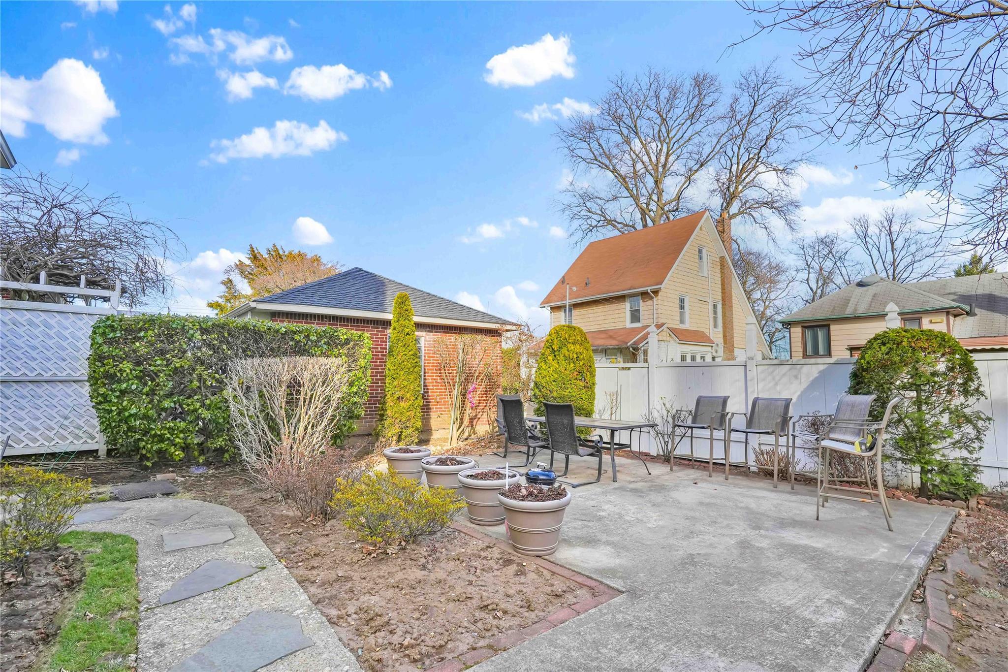 Single Family 219th  Queens, NY 11361, MLS-813028-27