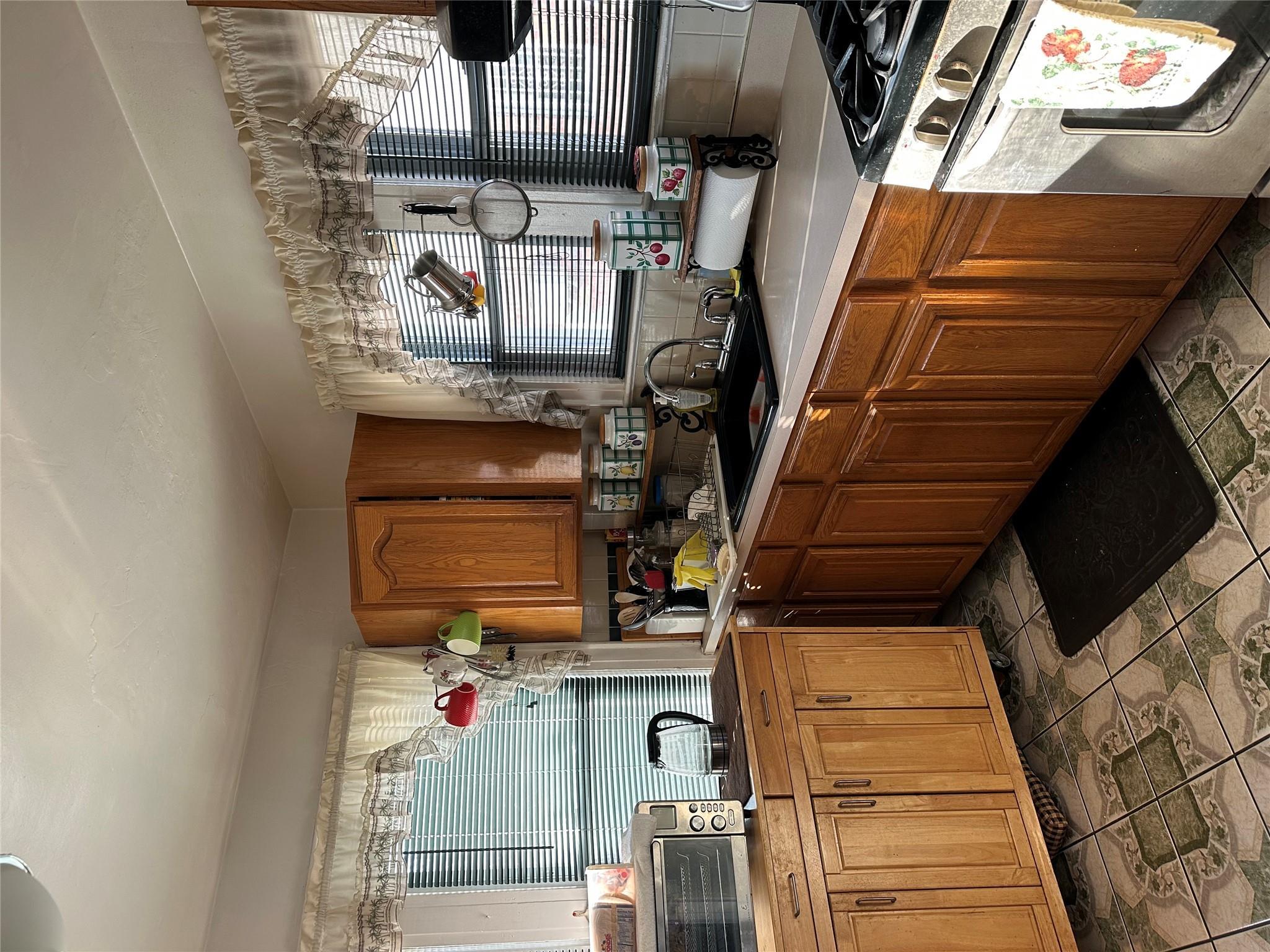 Single Family Memphis  Queens, NY 11422, MLS-813068-6