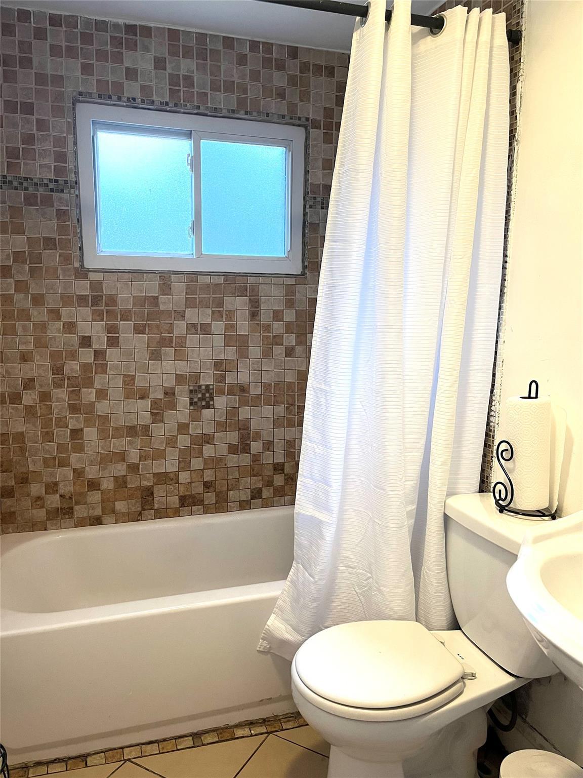 Single Family Sagewood  Suffolk County, NY 11967, MLS-813078-18