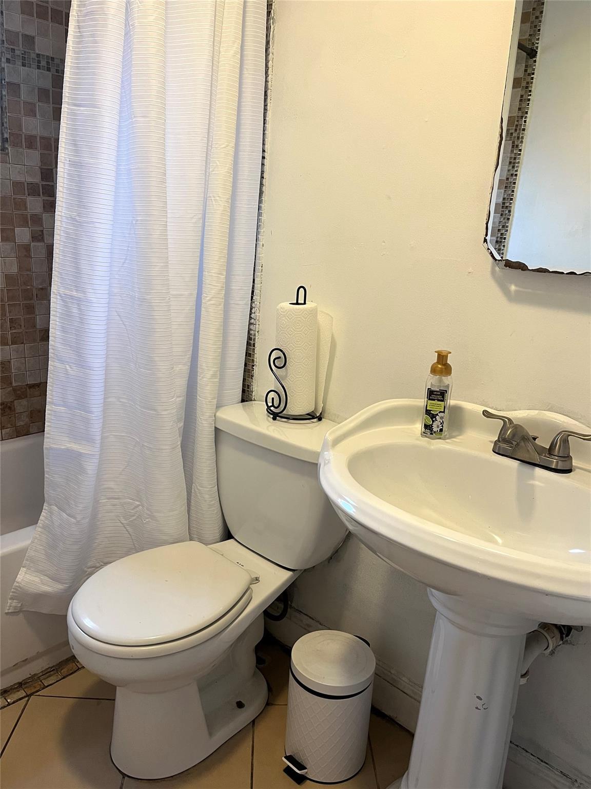 Single Family Sagewood  Suffolk County, NY 11967, MLS-813078-19