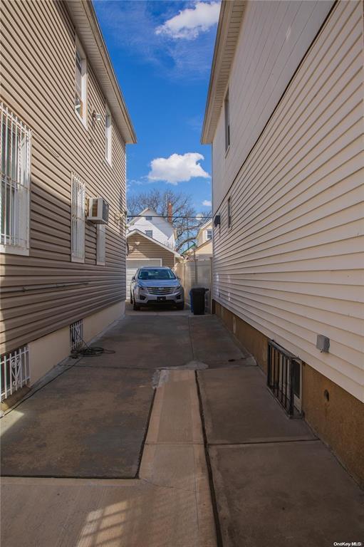 Single Family 207th  Queens, NY 11428, MLS-813215-22