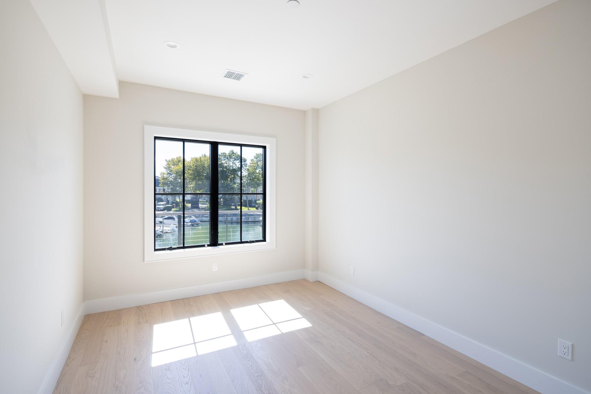 Condo Sterling  Suffolk County, NY 11944, MLS-813226-16