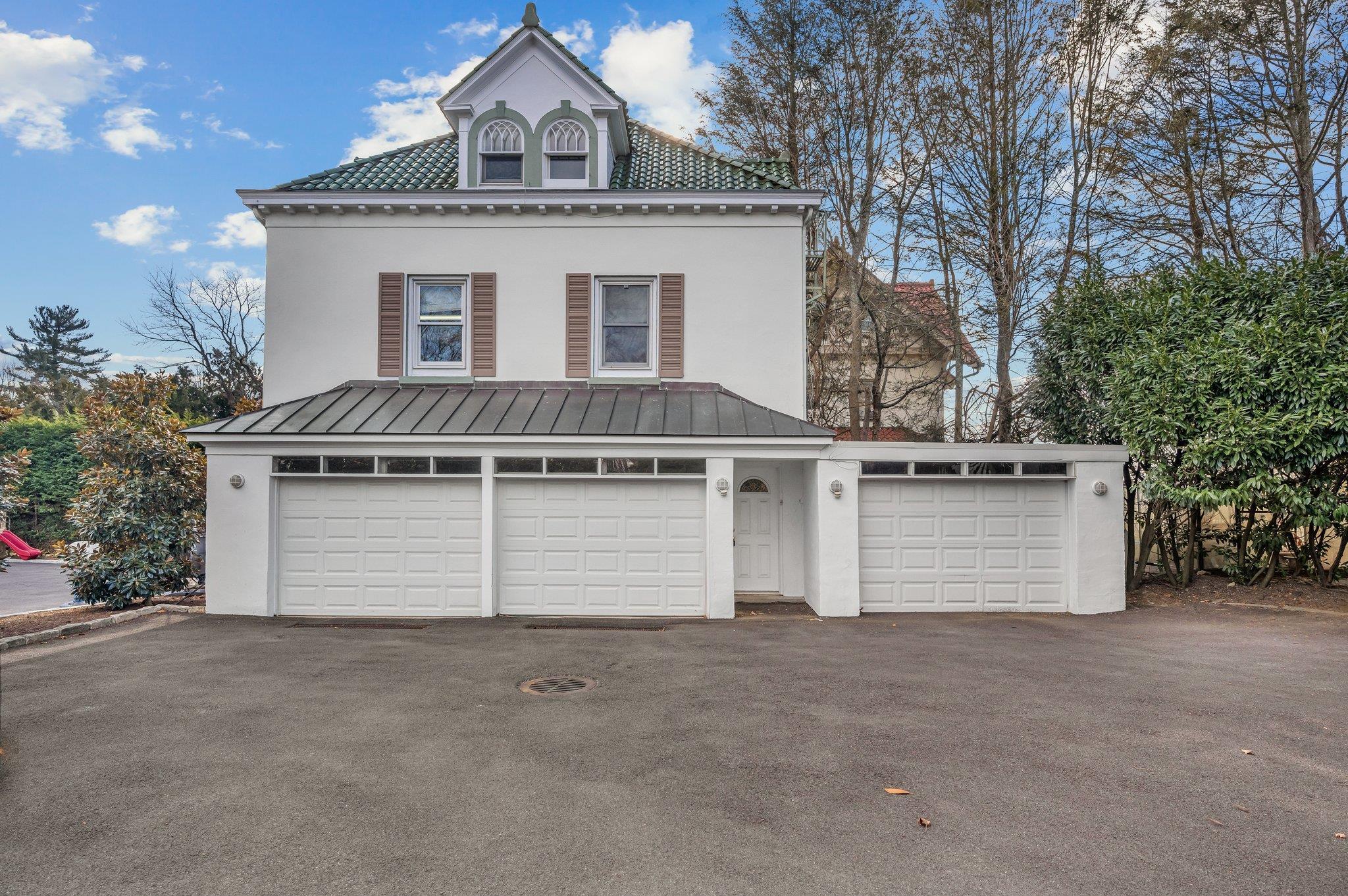 Single Family Vermont  Westchester County, NY 10606, MLS-813420-27