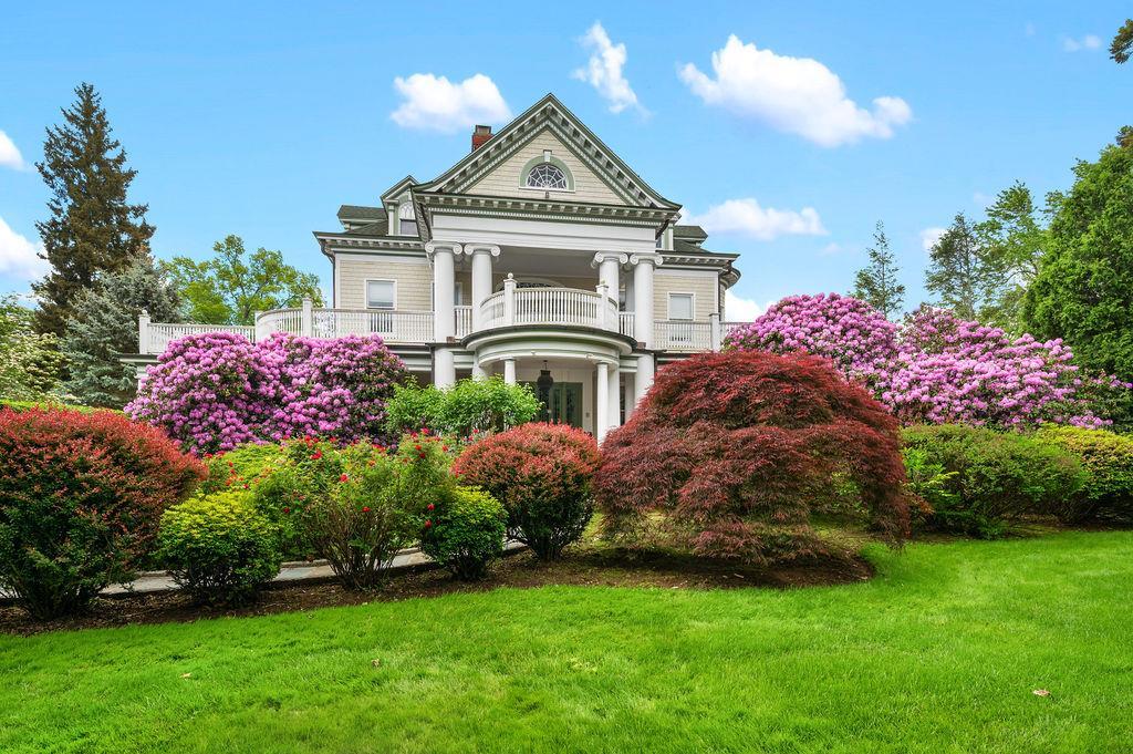 Single Family Vermont  Westchester County, NY 10606, MLS-813420-28