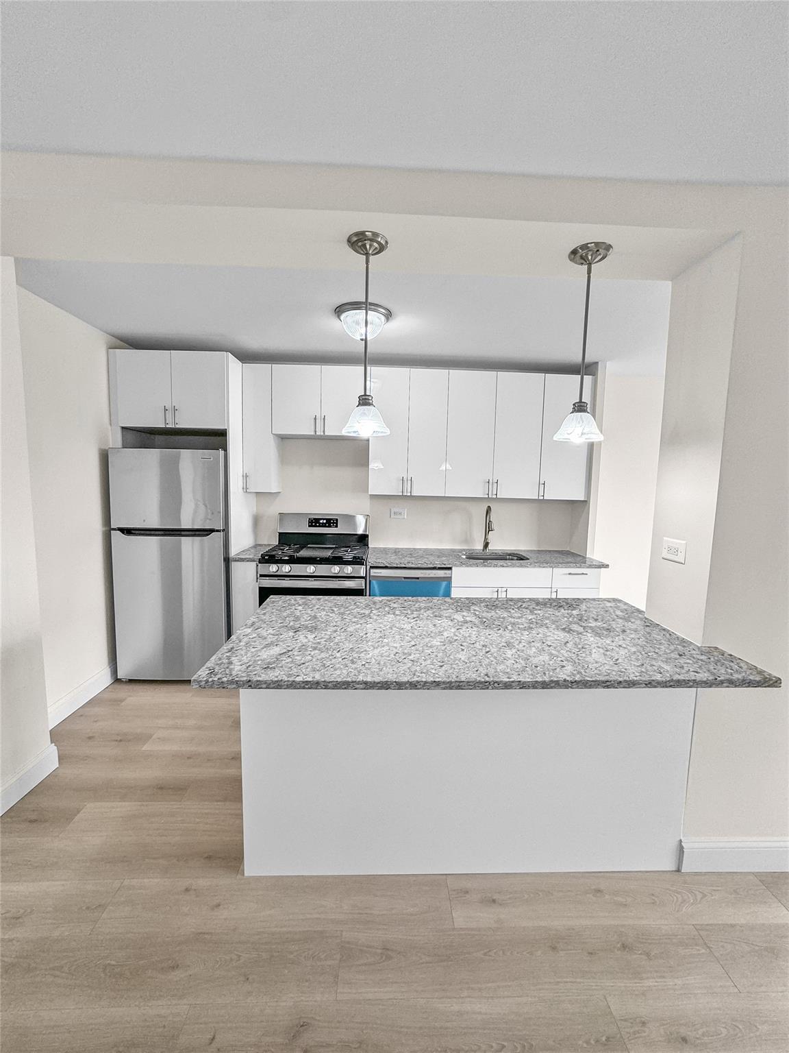 Coop Boynton  Bronx, NY 10473, MLS-813587-5