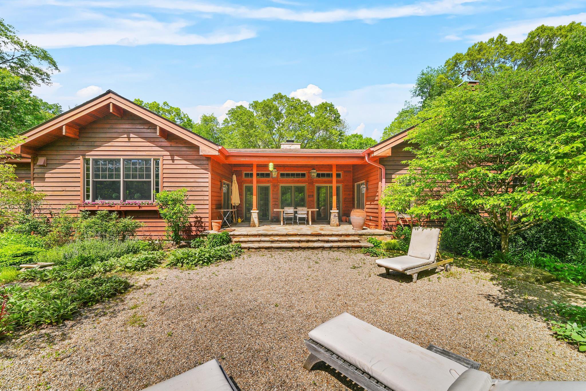 Single Family Saddle Brook  Westchester County, NY 10560, MLS-813614-34
