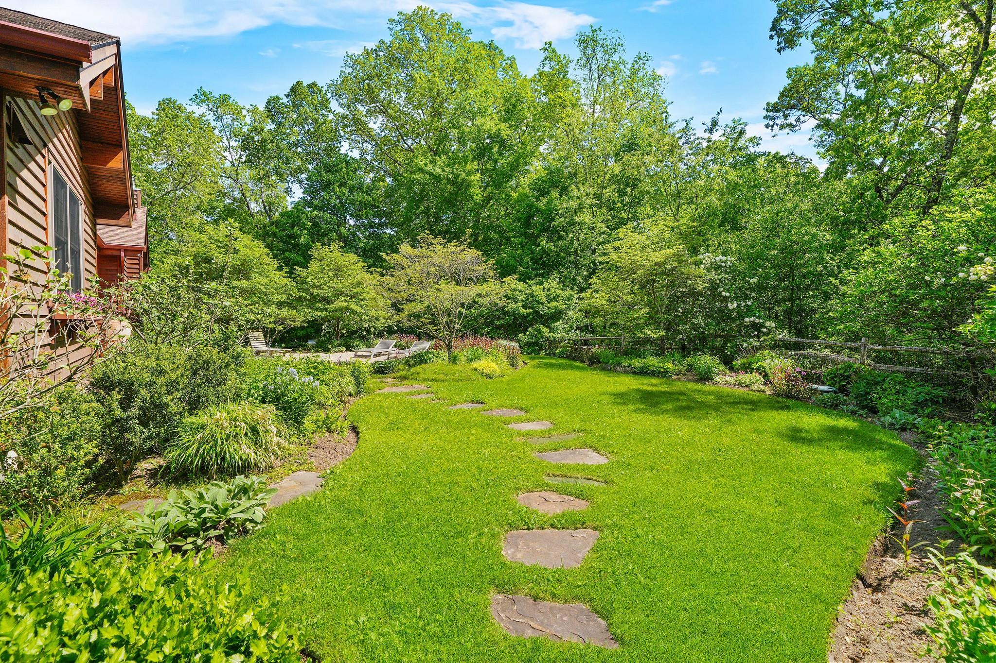 Single Family Saddle Brook  Westchester County, NY 10560, MLS-813614-36