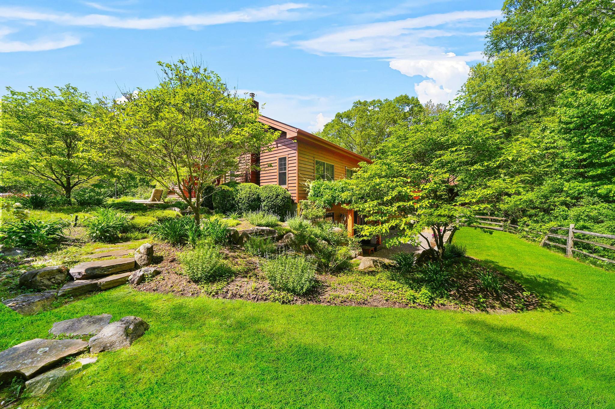 Single Family Saddle Brook  Westchester County, NY 10560, MLS-813614-38