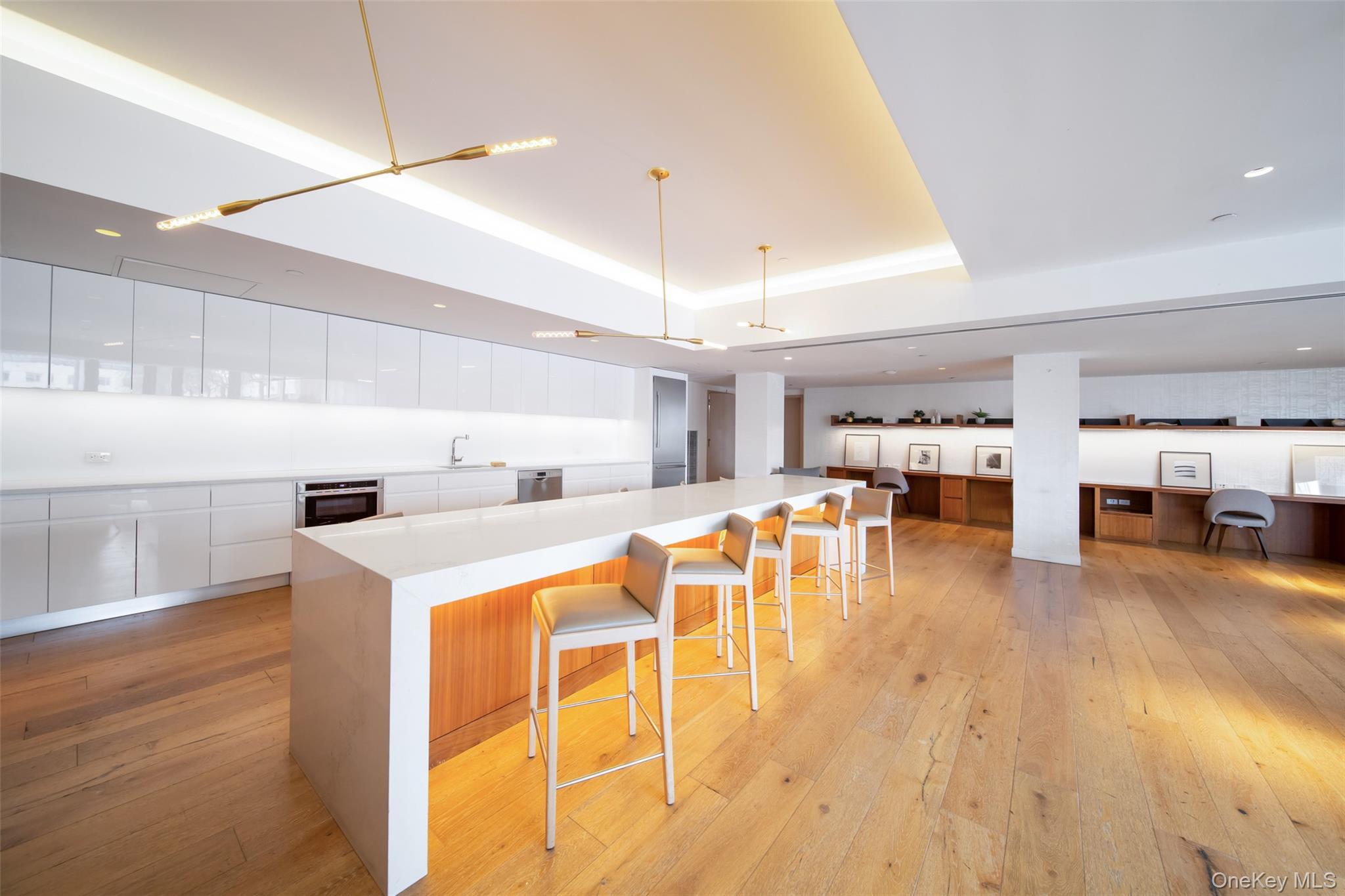 Condo 39th  Queens, NY 11354, MLS-813745-24