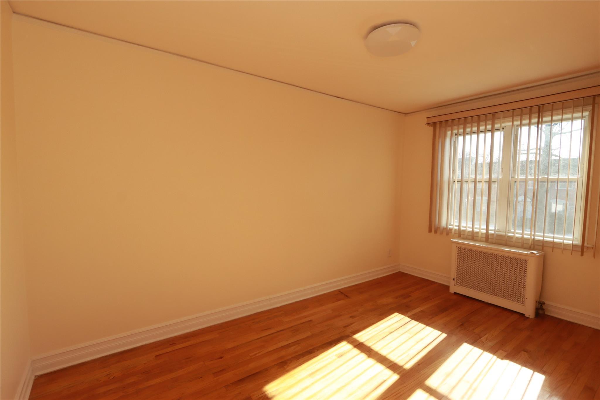 Single Family 71  Queens, NY 11367, MLS-813777-11