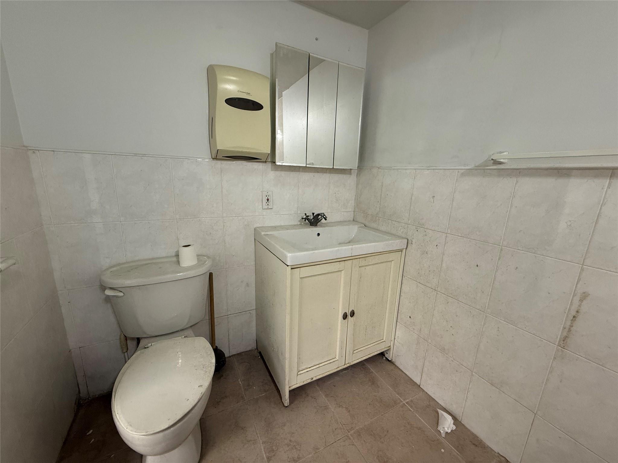Commercial Sale 92  Queens, NY 11372, MLS-813794-6