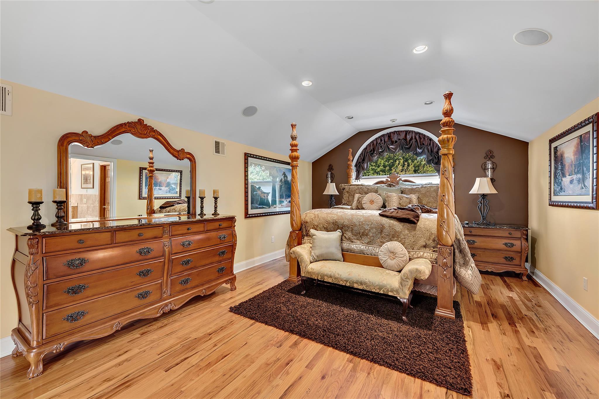 Single Family Dorchester  Westchester County, NY 10710, MLS-813832-27