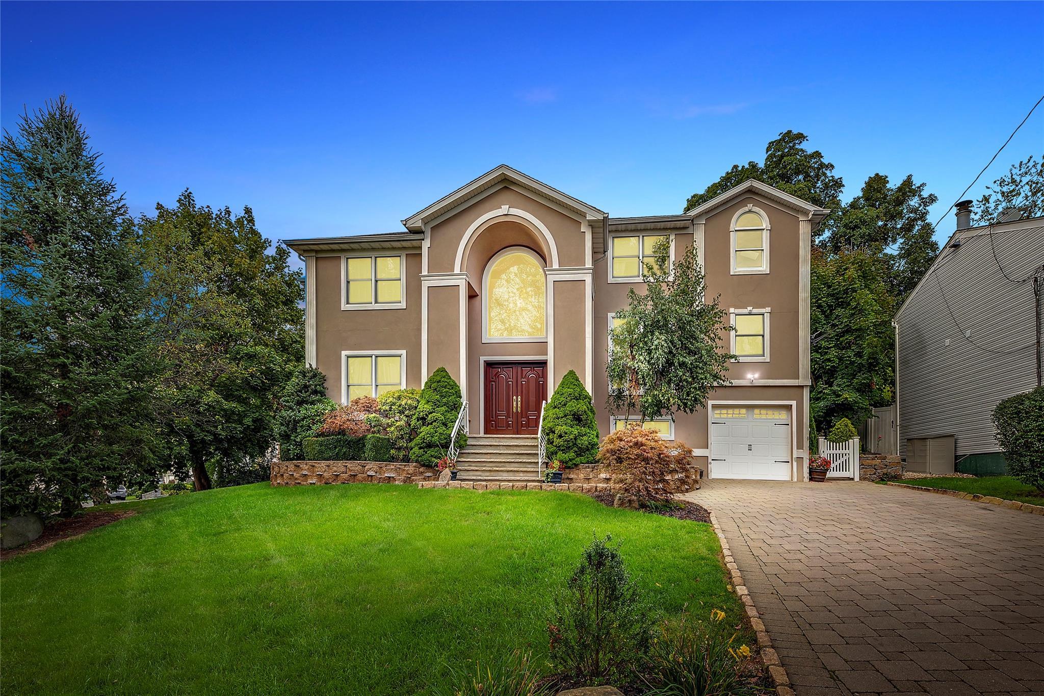 Single Family Dorchester  Westchester County, NY 10710, MLS-813832-3