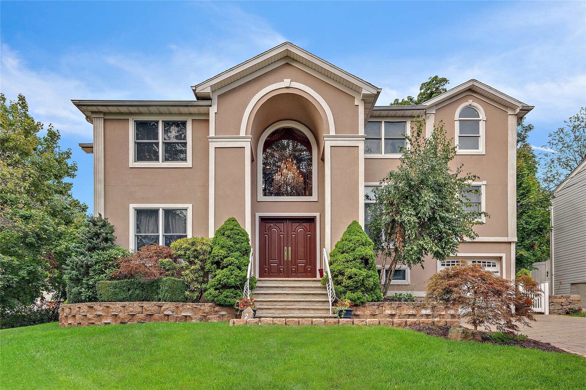 Single Family Dorchester  Westchester County, NY 10710, MLS-813832-37
