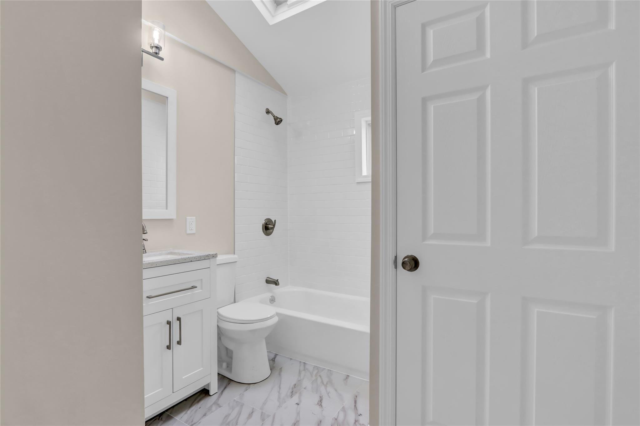 Single Family Knickerbocker  Suffolk County, NY 11763, MLS-813842-10