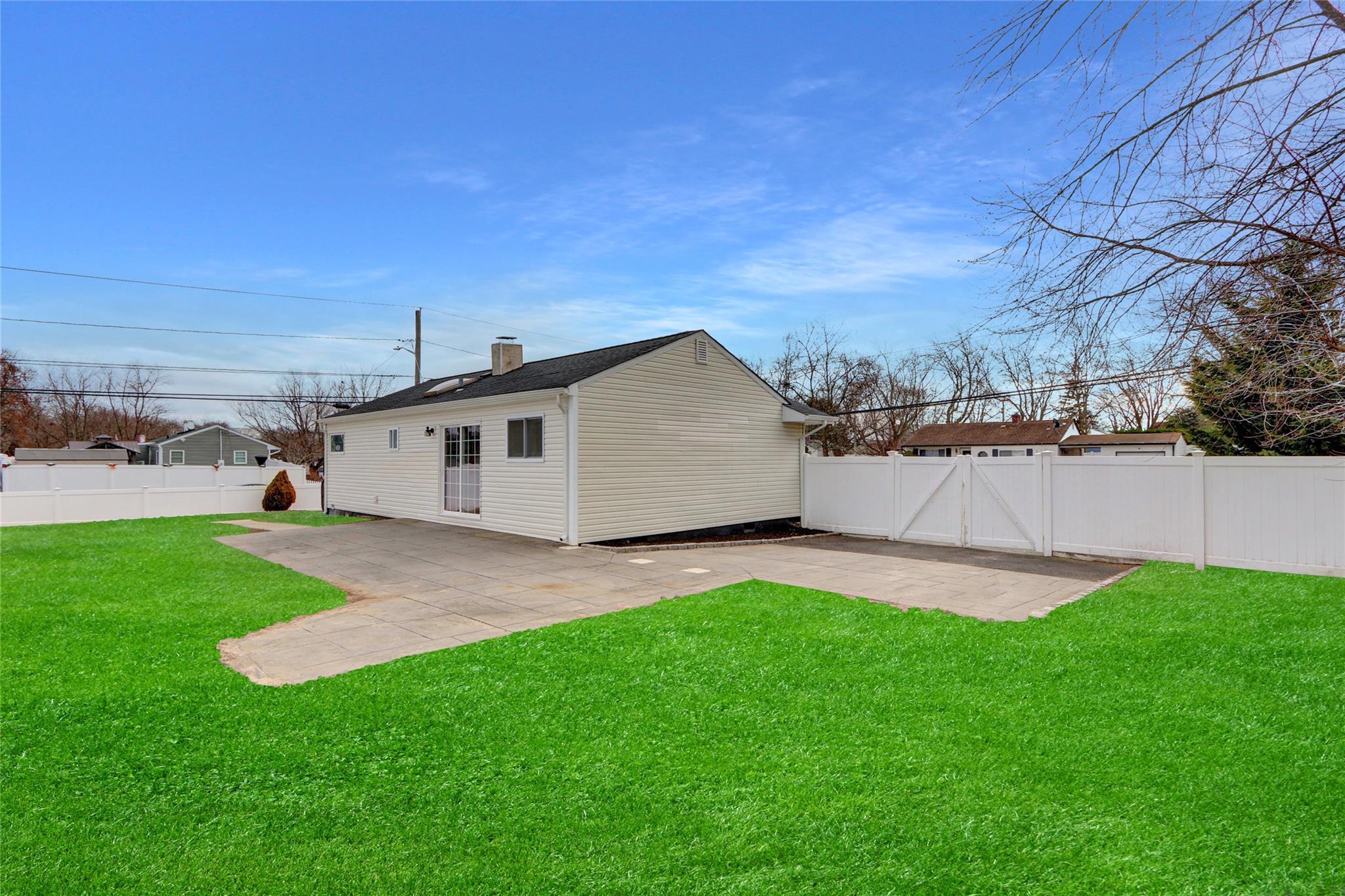 Single Family Knickerbocker  Suffolk County, NY 11763, MLS-813842-19