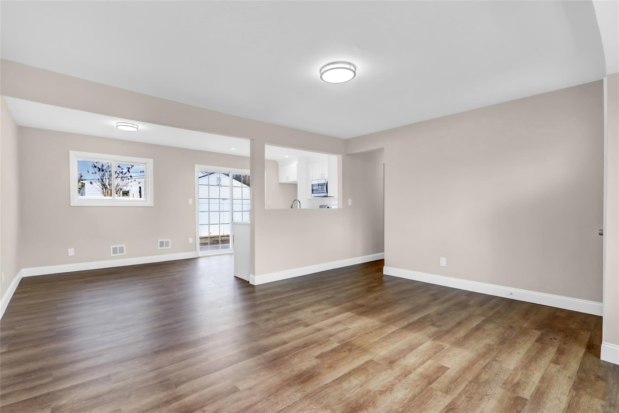 Single Family Knickerbocker  Suffolk County, NY 11763, MLS-813842-5