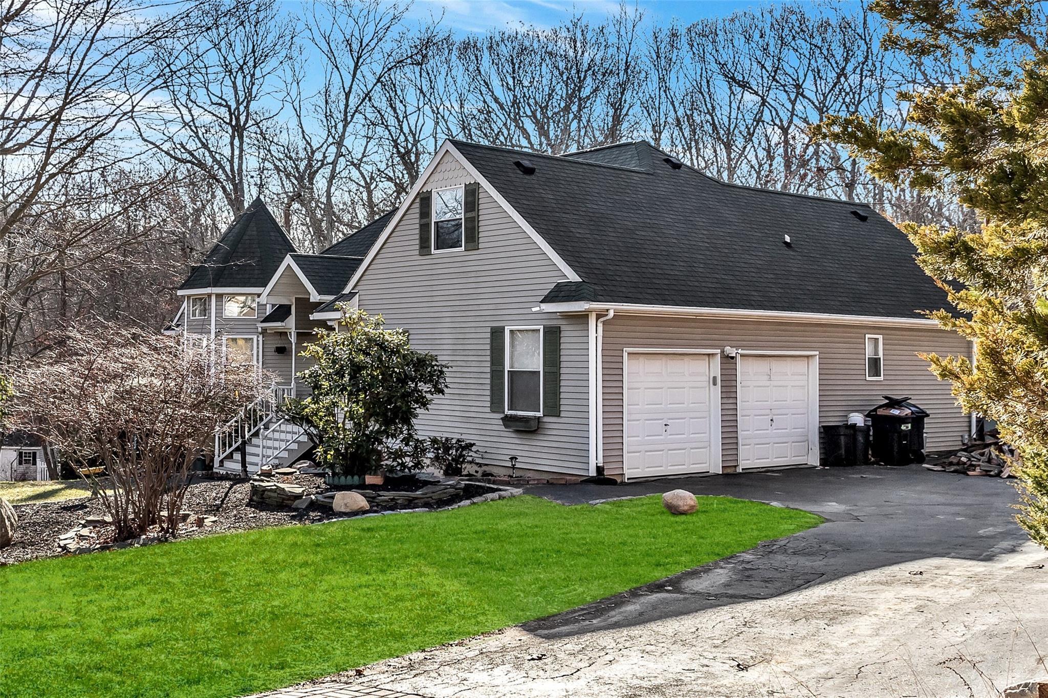 Single Family Bayberry  Suffolk County, NY 11792, MLS-813882-2