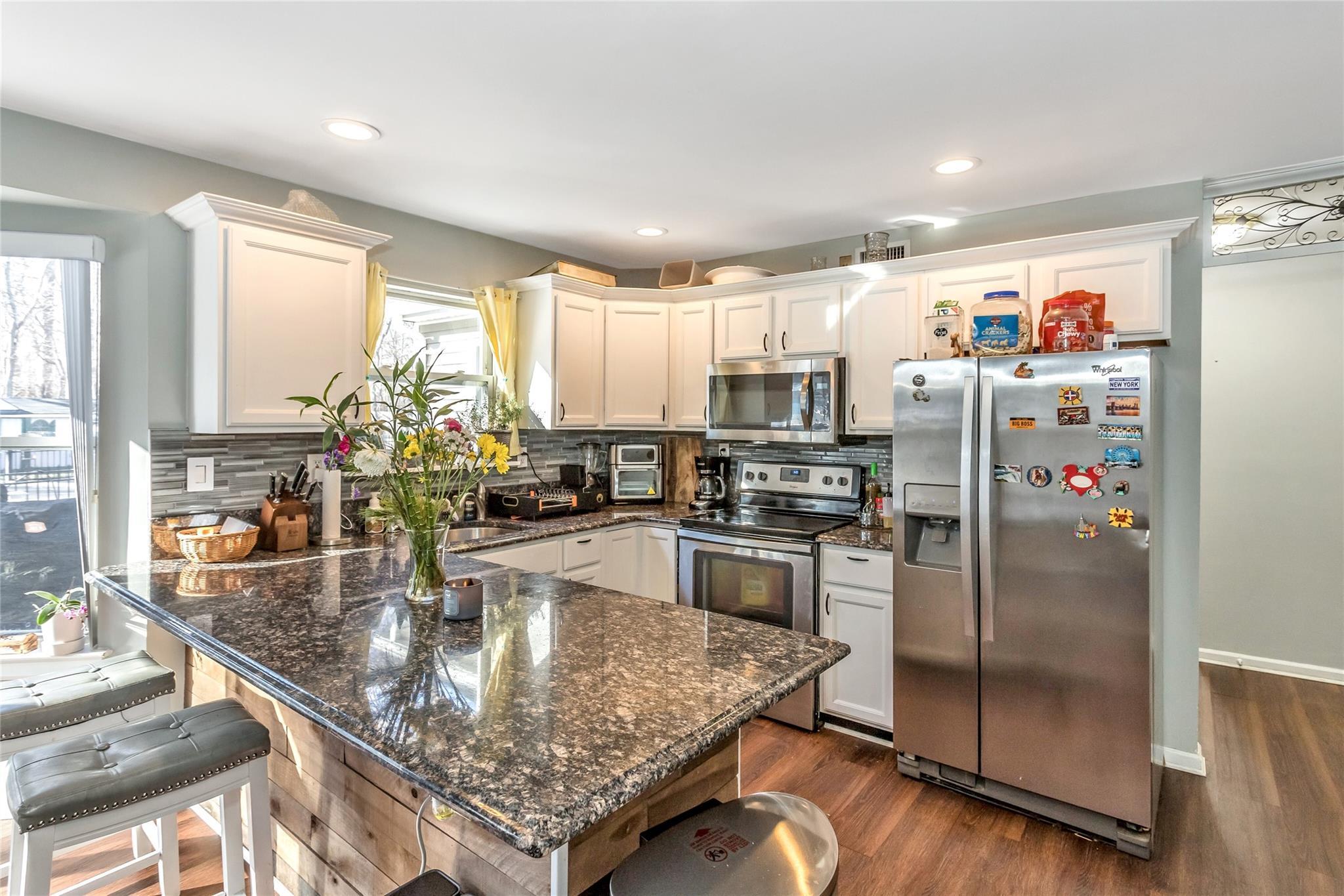 Single Family Bayberry  Suffolk County, NY 11792, MLS-813882-7