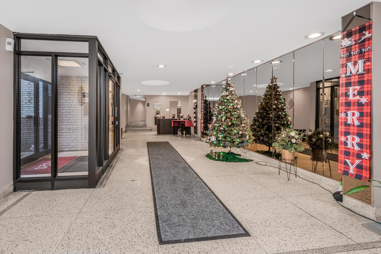 Coop Van Cortlandt Park East  Bronx, NY 10470, MLS-813948-3