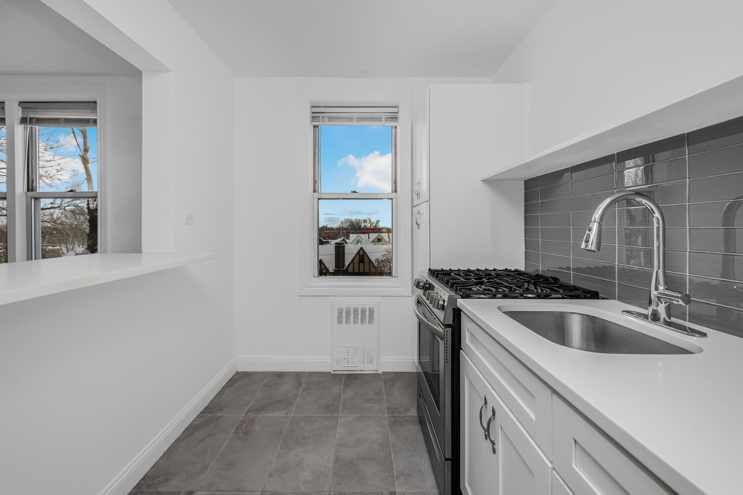 Coop Van Cortlandt Park East  Bronx, NY 10470, MLS-813948-6