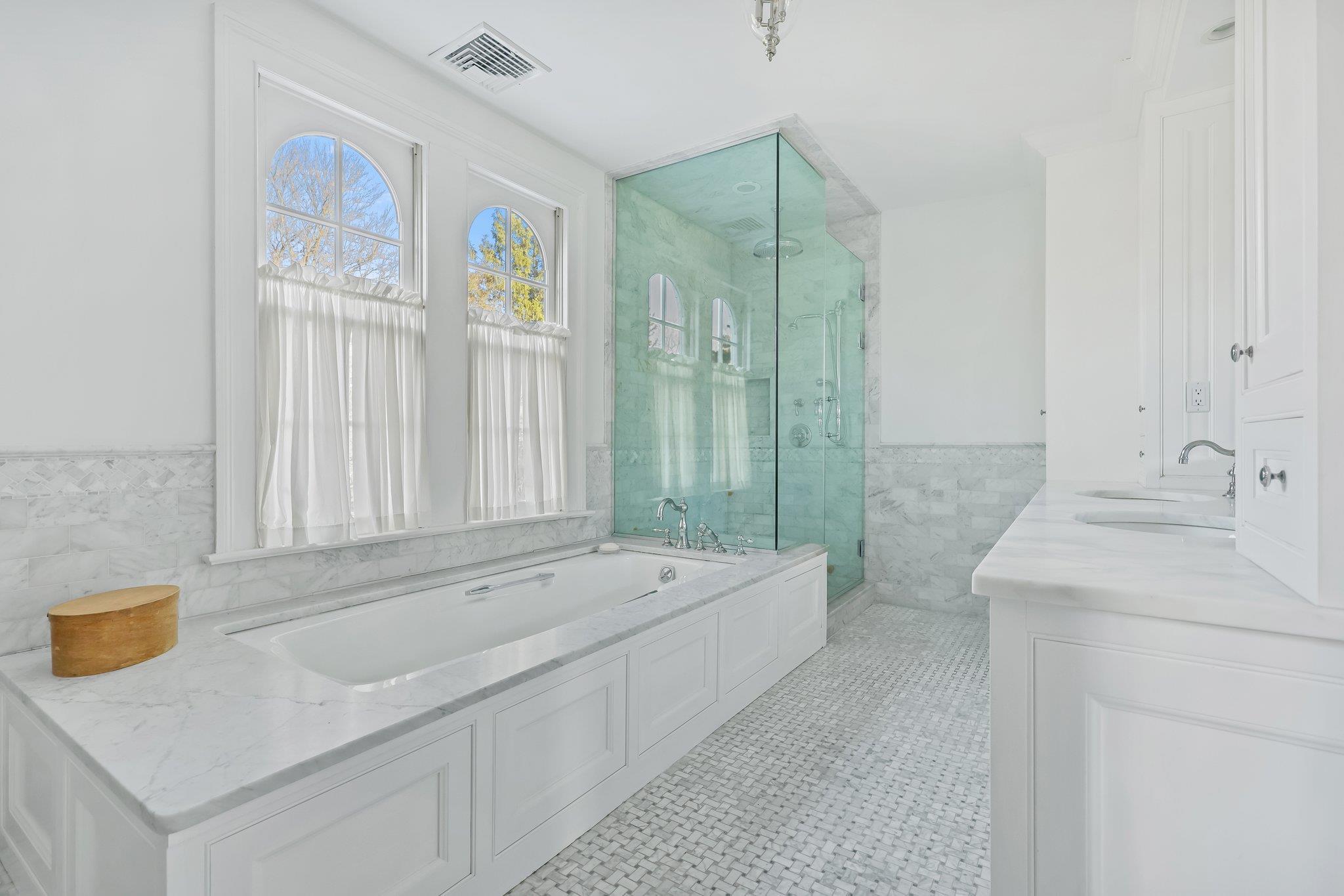 Single Family North  Westchester County, NY 10528, MLS-813963-21
