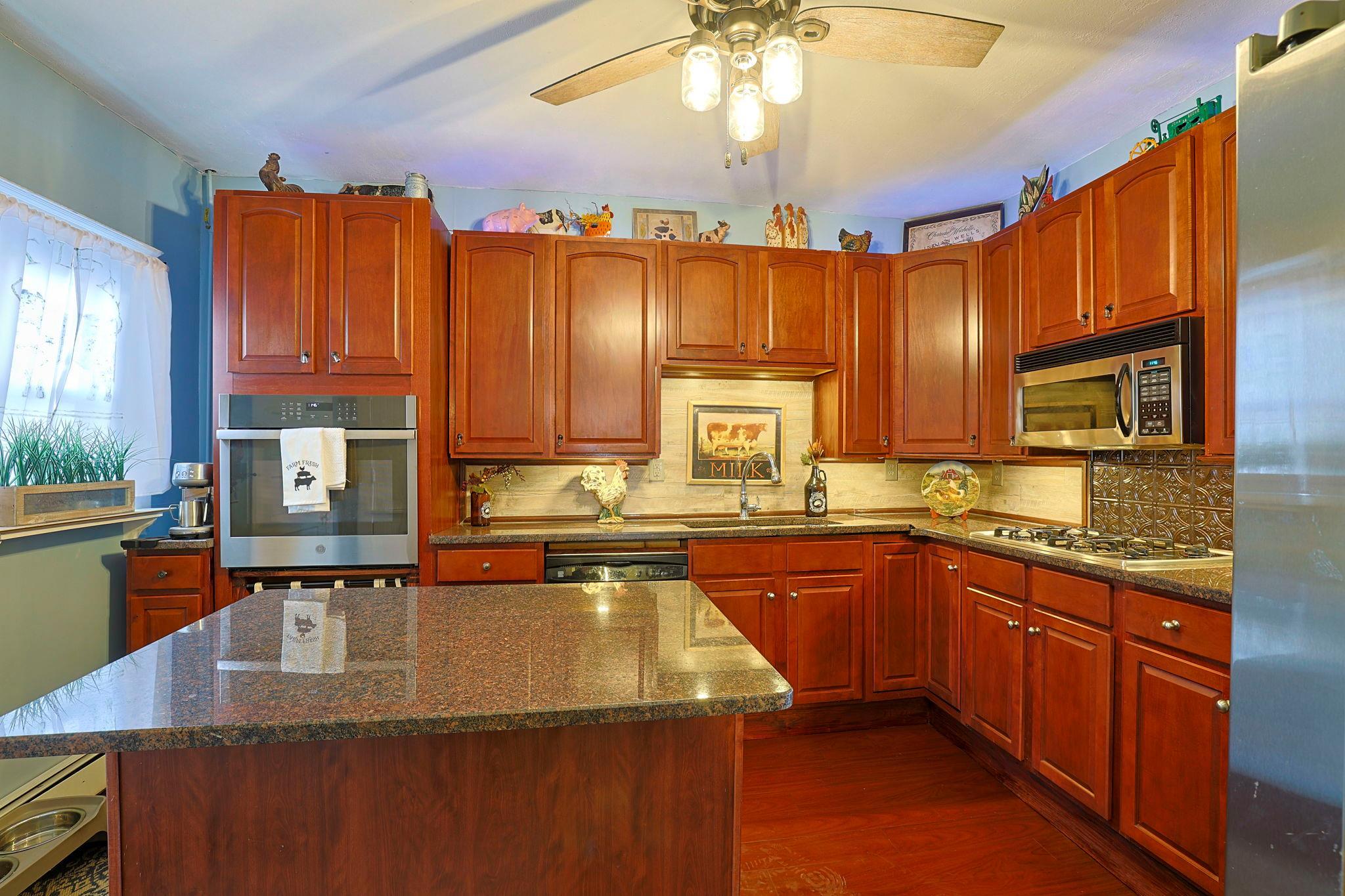 Single Family Ulster  Orange County, NY 12586, MLS-814048-6