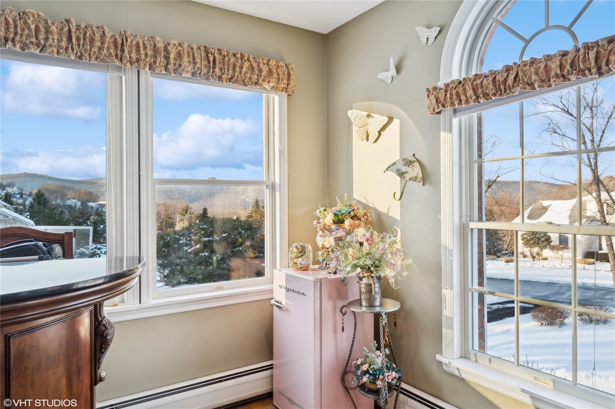 Single Family Dickens  Rockland County, NY 10980, MLS-814055-24