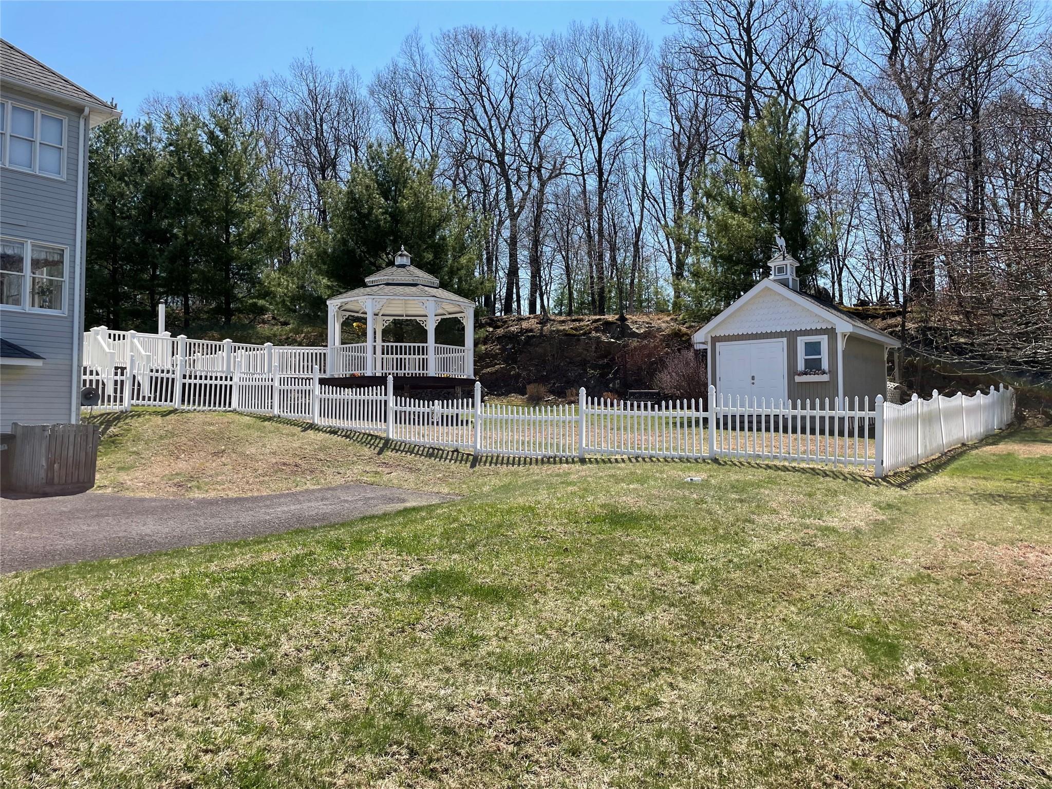 Single Family Dickens  Rockland County, NY 10980, MLS-814055-40