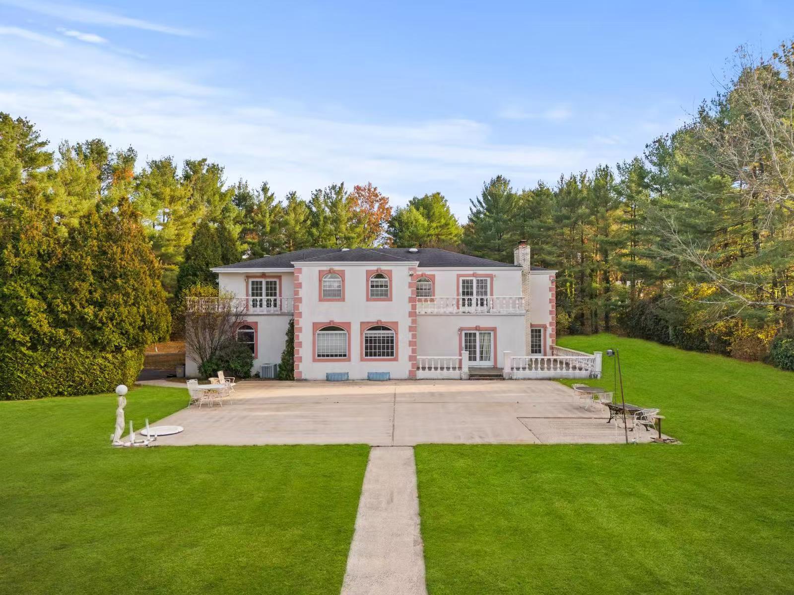 Single Family Quail  Nassau County, NY 11568, MLS-814141-21