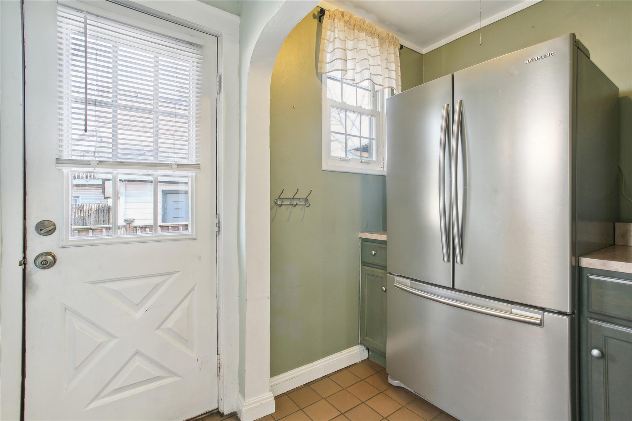 Single Family S Grove  Nassau County, NY 11580, MLS-814170-11