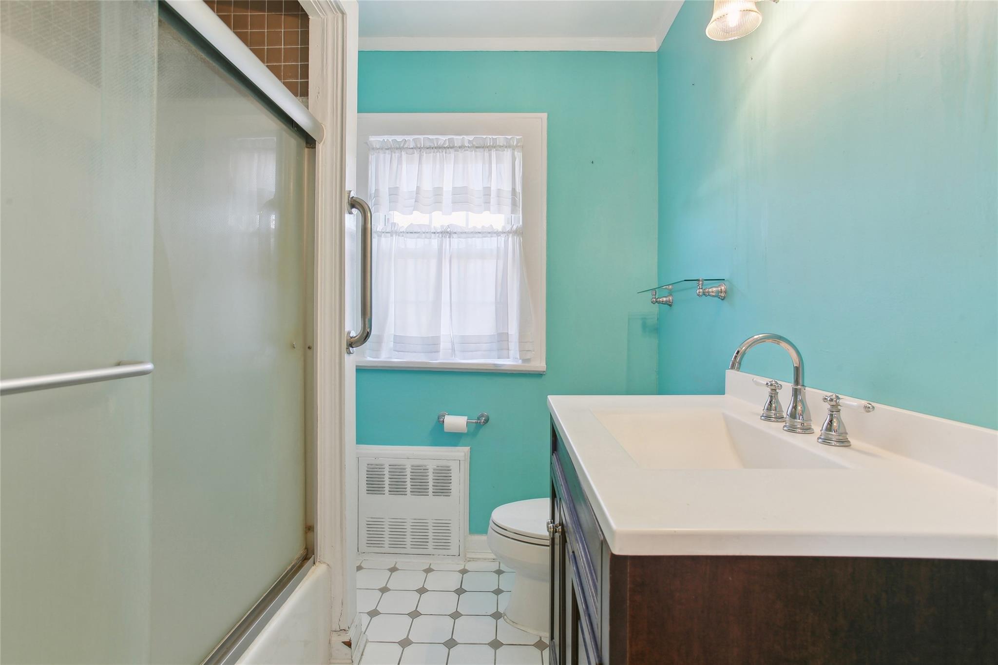 Single Family S Grove  Nassau County, NY 11580, MLS-814170-16